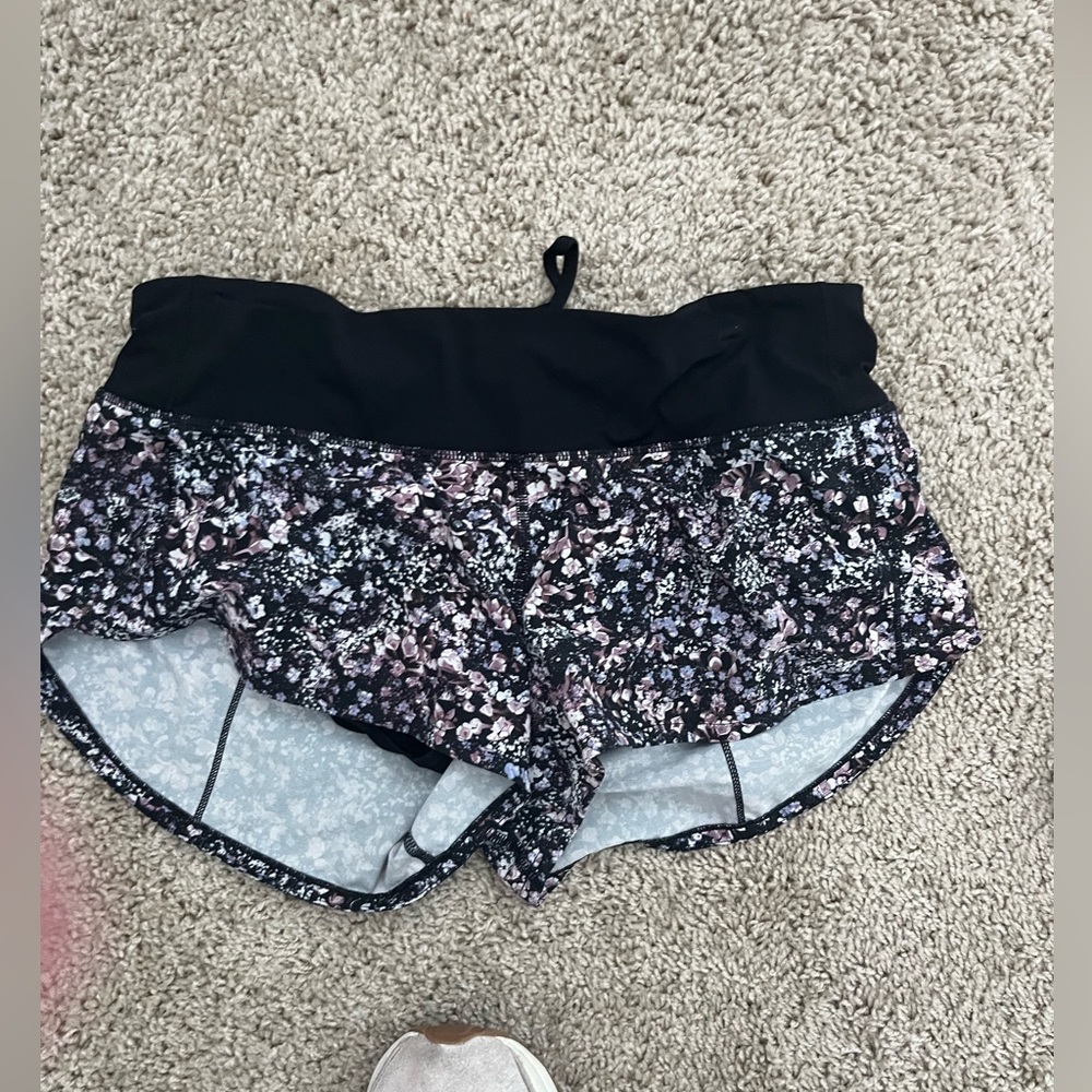 Lululemon speed up size 6